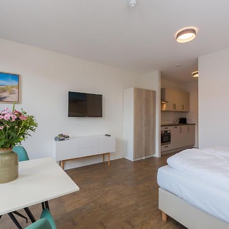 Luxurious Studio For 2 People A 1 Minute Walk From The Beach Of Zoutelande Buitenkant foto