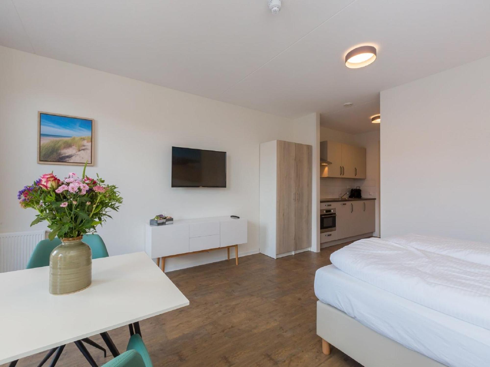 Luxurious Studio For 2 People A 1 Minute Walk From The Beach Of Zoutelande Buitenkant foto