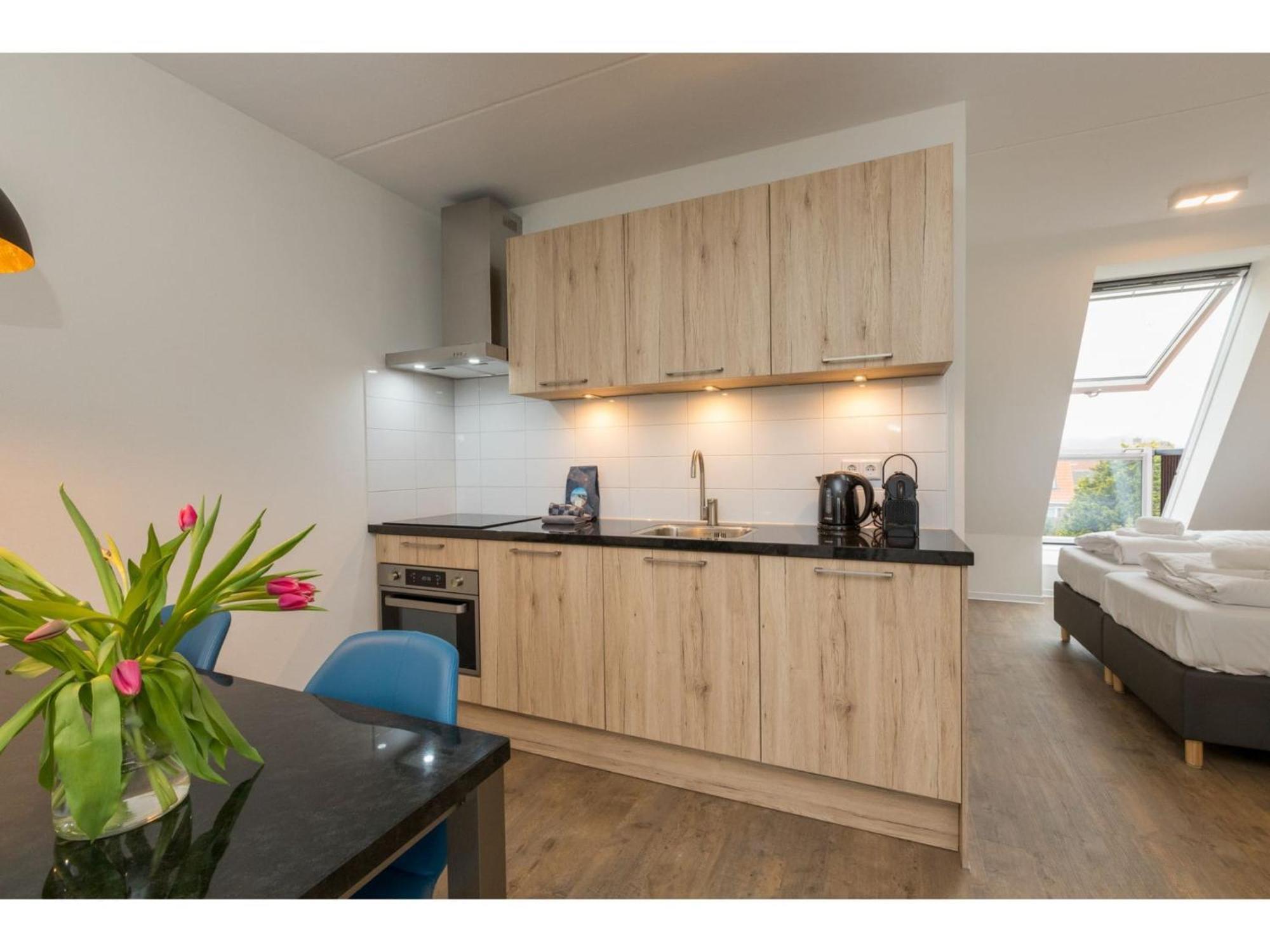 Luxurious Studio For 2 People A 1 Minute Walk From The Beach Of Zoutelande Buitenkant foto