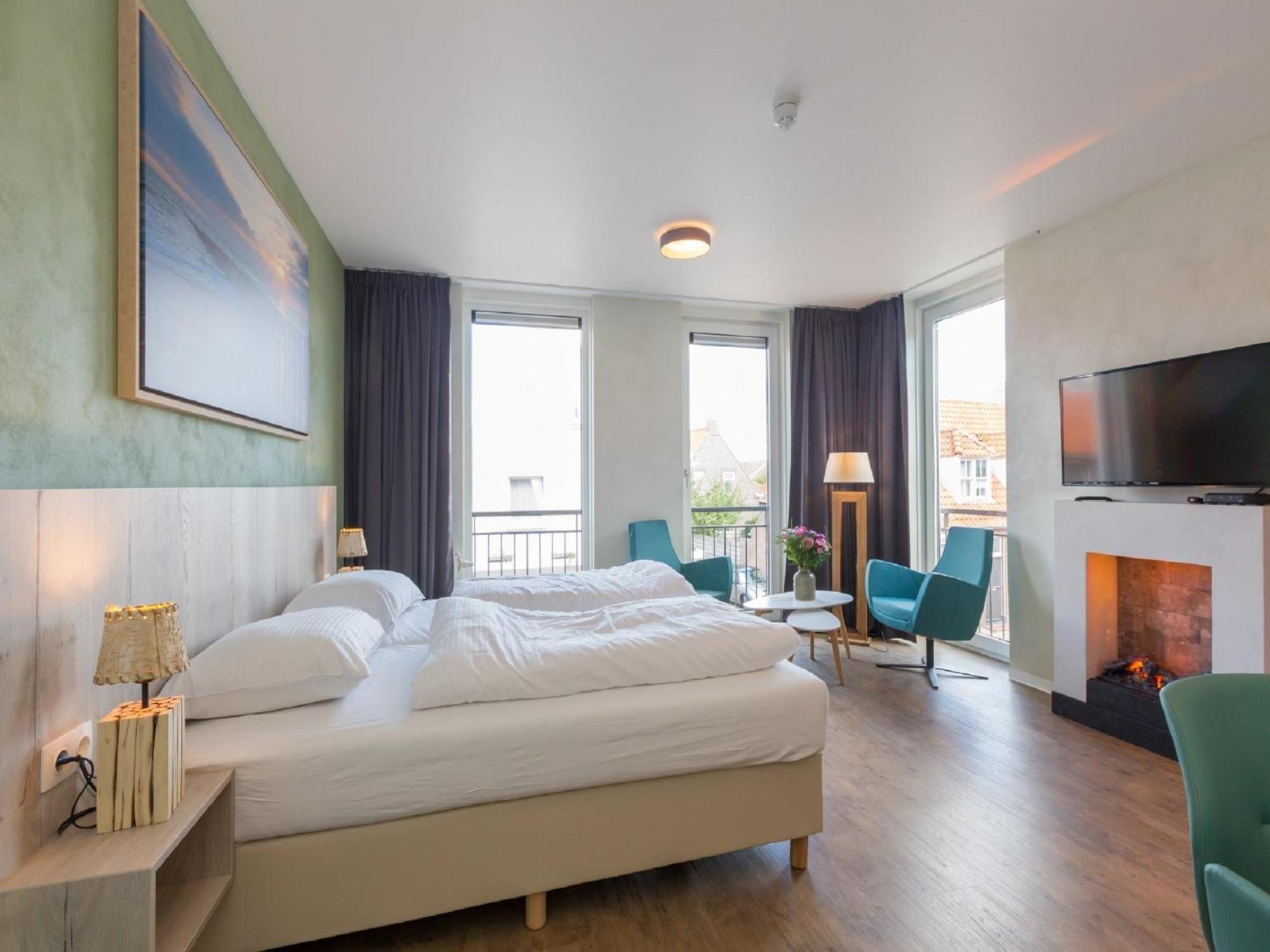 Luxurious Studio For 2 People A 1 Minute Walk From The Beach Of Zoutelande Buitenkant foto